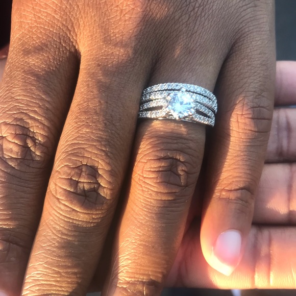 2 piece engagement Wedding Ring. size 7 Silver - Picture 3 of 3